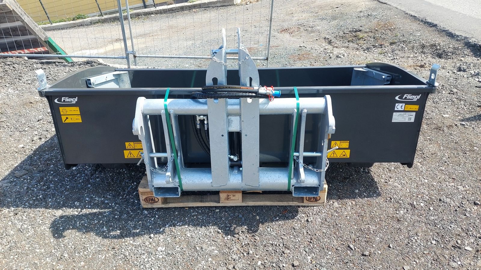 Ladeschaufel des Typs Fliegl Fliegl Gigant 2200mm, Gebrauchtmaschine in Hollenthon (Bild 4)