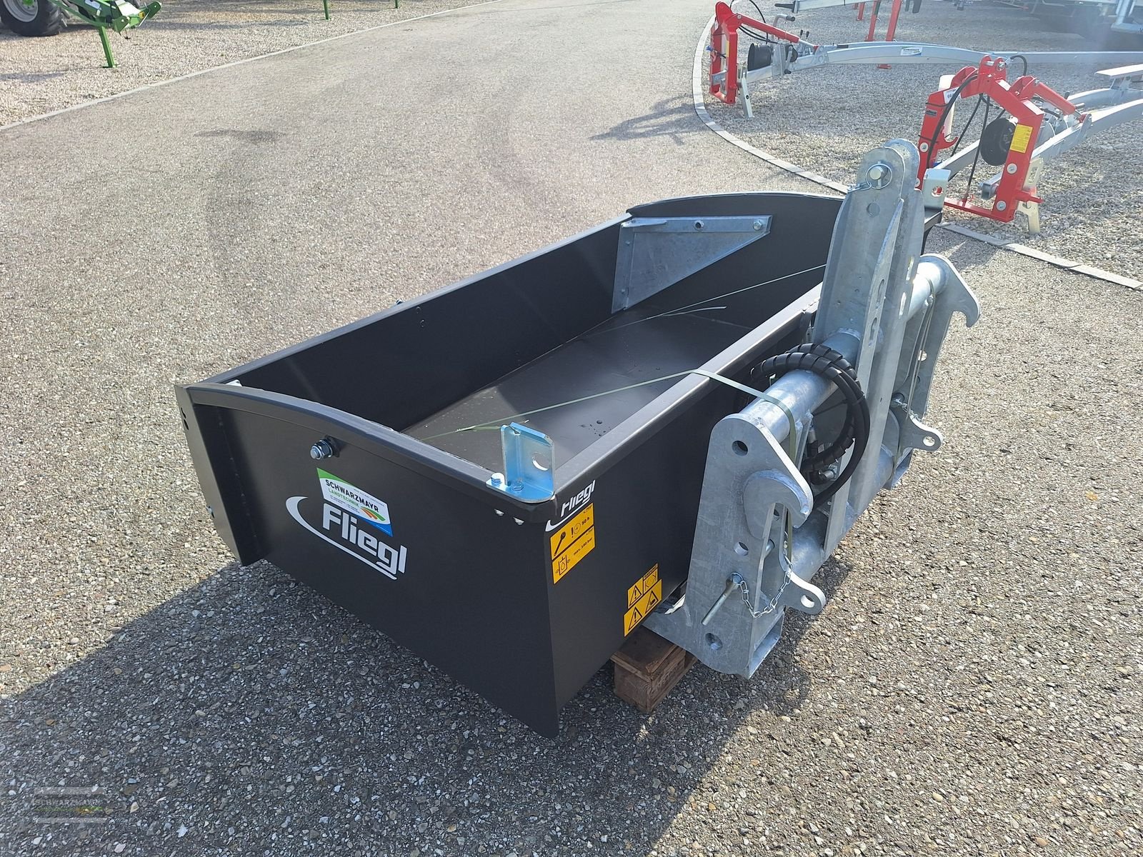 Ladeschaufel tip Fliegl Gigant 1800 Heckschaufel, Neumaschine in Gampern (Poză 4)