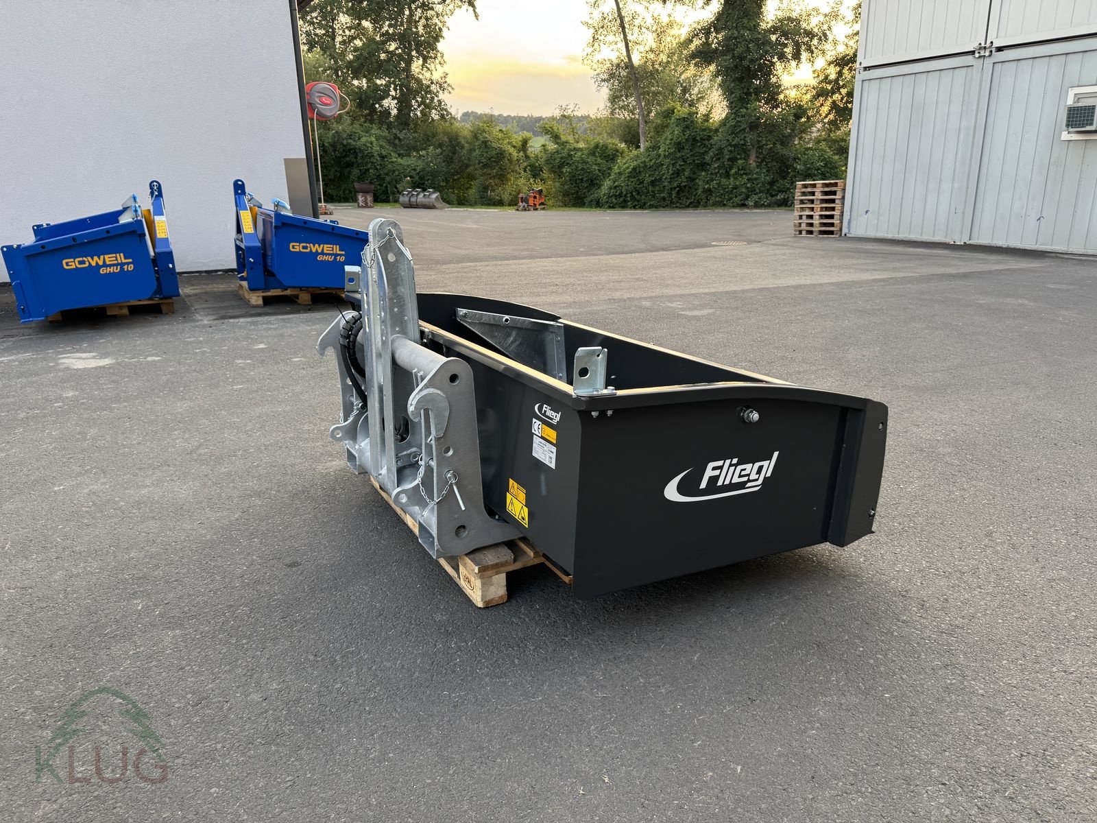 Ladeschaufel typu Fliegl Gigant 2000, Neumaschine v Pirching am Traubenberg (Obrázek 11)