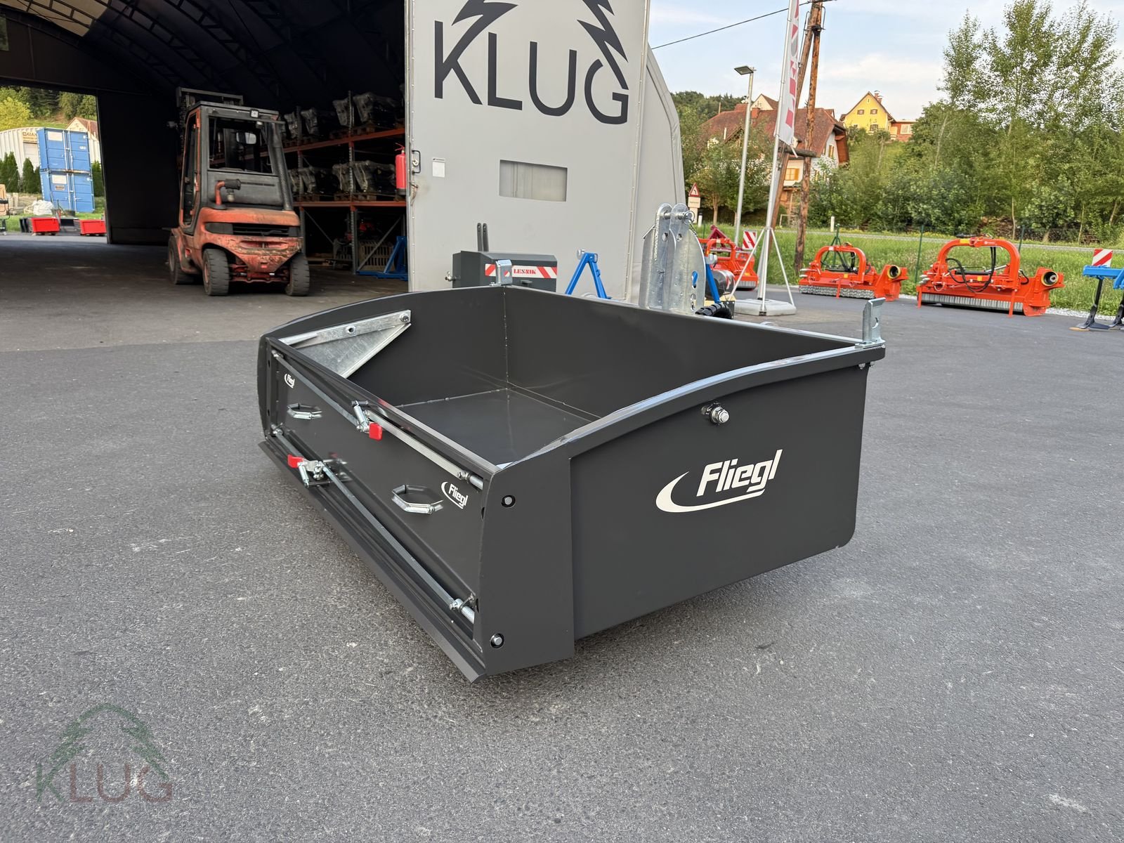 Ladeschaufel typu Fliegl Gigant 2000, Neumaschine v Pirching am Traubenberg (Obrázek 18)