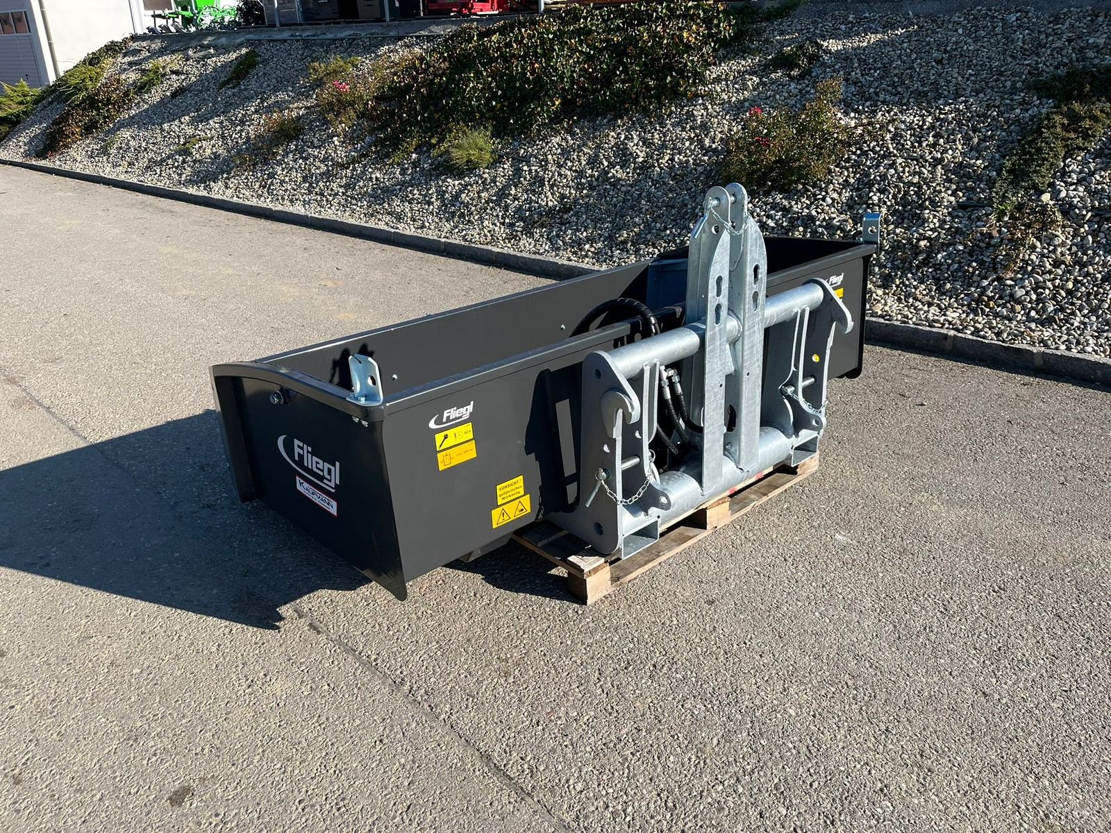 Ladeschaufel a típus Fliegl Gigant 2200 Heckschaufel, Neumaschine ekkor: NATTERNBACH (Kép 2)