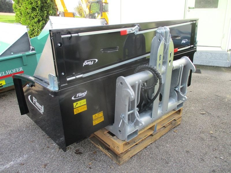 Ladeschaufel typu Fliegl Gigant 2200 mm Heck- und Hochkippschaufel, Neumaschine v St. Marienkirchen (Obrázek 10)