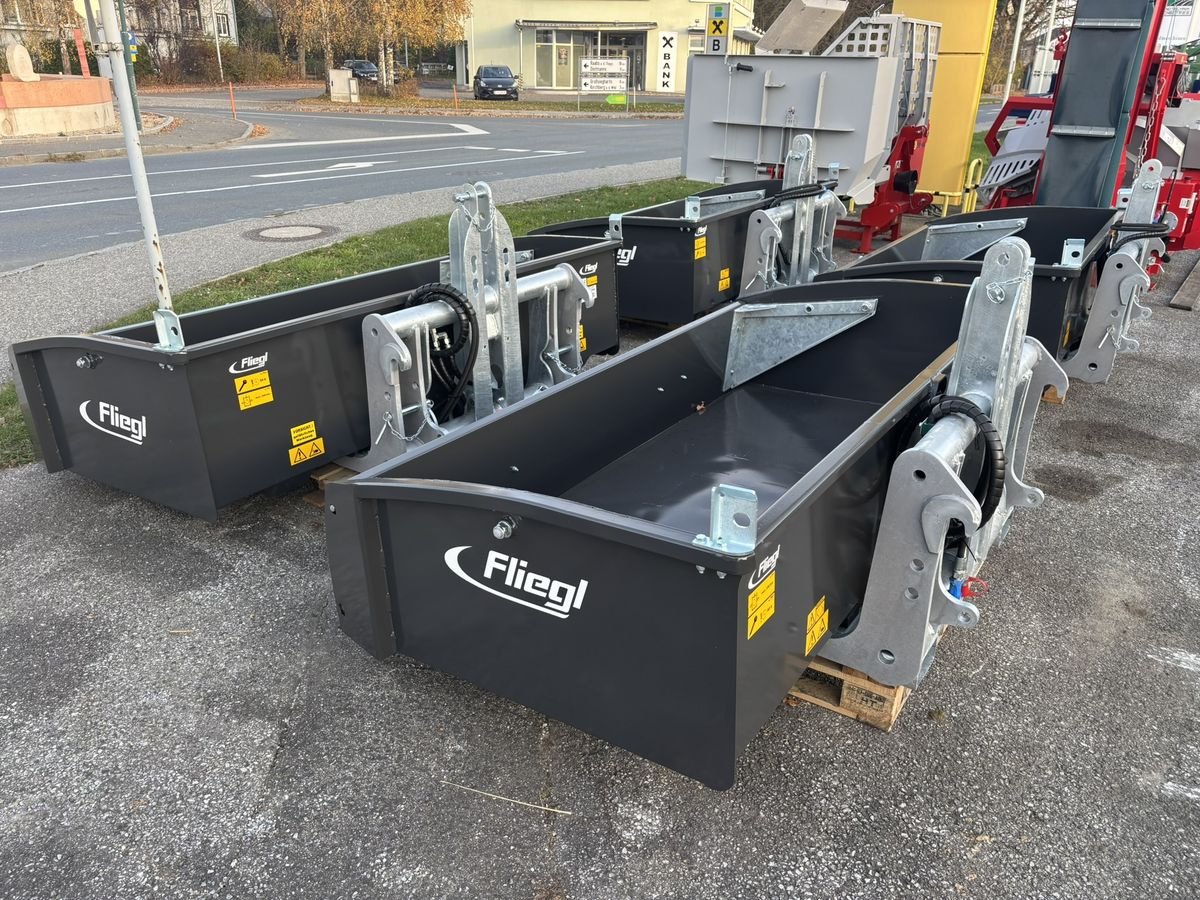 Ladeschaufel tipa Fliegl Gigant 2200, Neumaschine u Göpfritz (Slika 1)