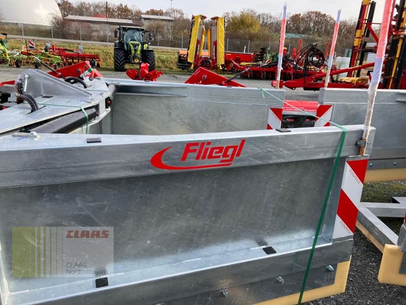 Ladeschaufel des Typs Fliegl GSSFLM200003V RÄUMSCHILD MAXI, Neumaschine in Hollfeld (Bild 5)