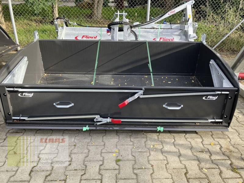 Ladeschaufel des Typs Fliegl HSHFLM222000 GIGANT 2.200MM, Neumaschine in Schwandorf (Bild 1)