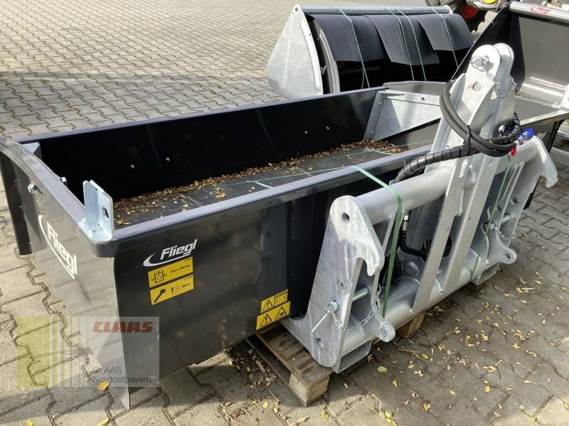 Ladeschaufel des Typs Fliegl HSHFLM222000 GIGANT 2.200MM, Neumaschine in Schwandorf (Bild 6)