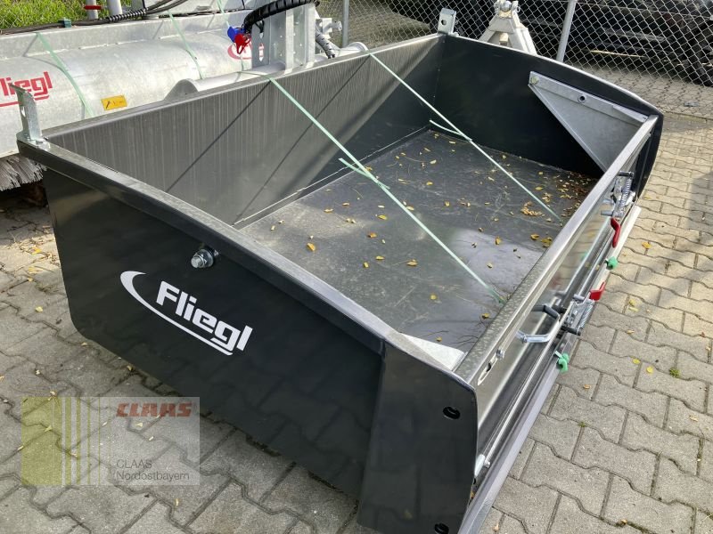 Ladeschaufel des Typs Fliegl HSHFLM222000 GIGANT 2.200MM, Neumaschine in Schwandorf (Bild 2)