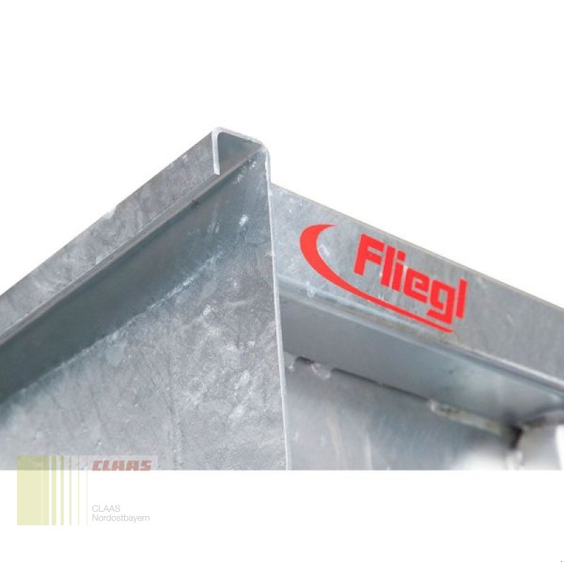 Ladeschaufel des Typs Fliegl HSMFLM180000V HECKSCHAUFEL, Neumaschine in Bayreuth (Bild 2)