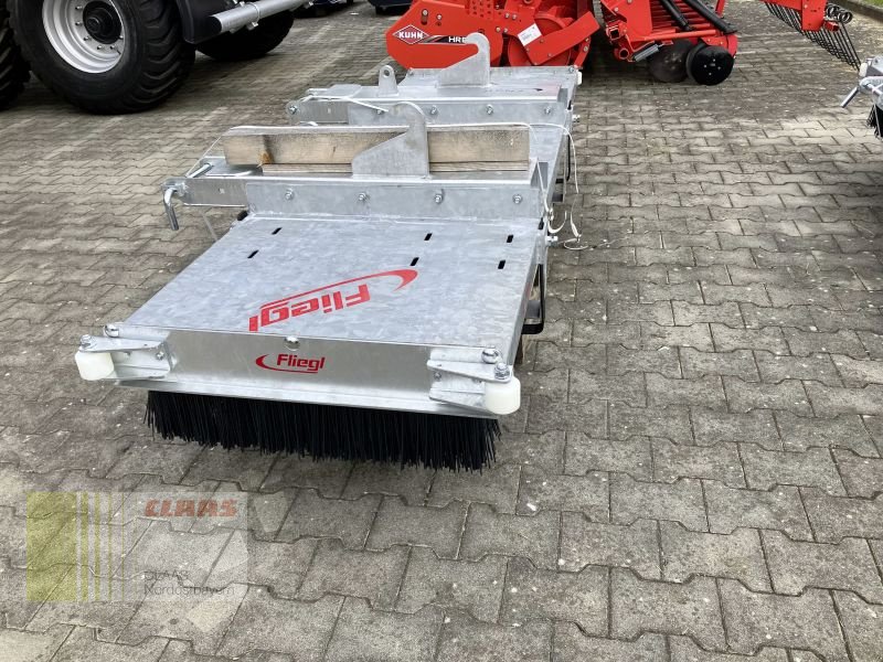 Ladeschaufel des Typs Fliegl KEBFLI250005 LÖWE 2.500MM, Neumaschine in Moosbach (Bild 5)