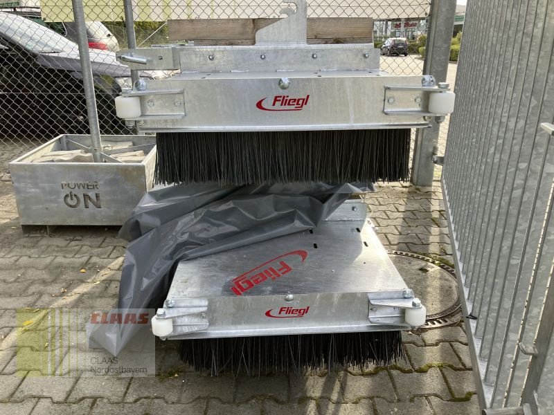 Ladeschaufel des Typs Fliegl KEBFLI250015 LÖWE 2.500MM, Neumaschine in Schwandorf (Bild 3)