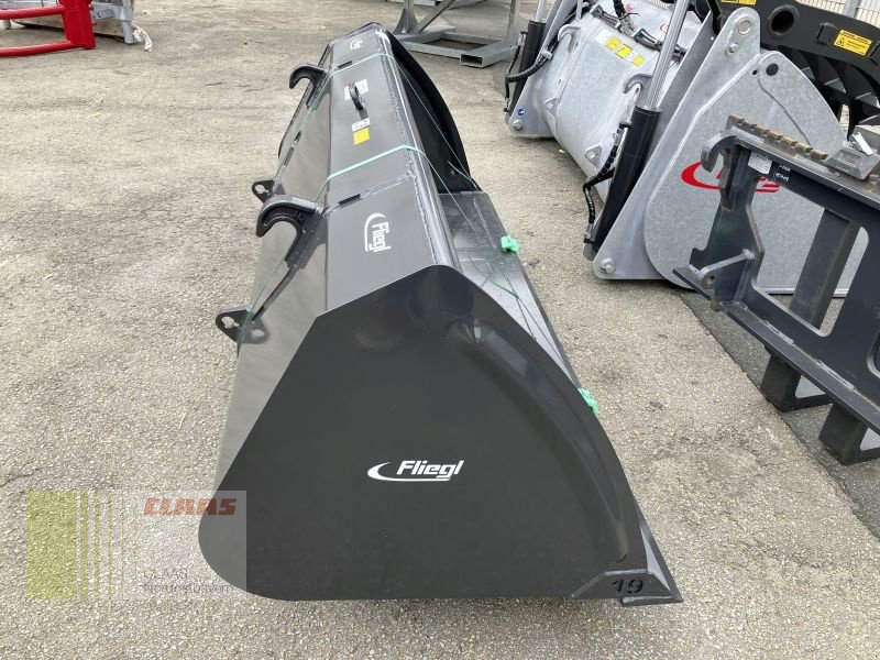 Ladeschaufel des Typs Fliegl LGS 1.900MM LGSFLM000019, Neumaschine in Cham (Bild 4)