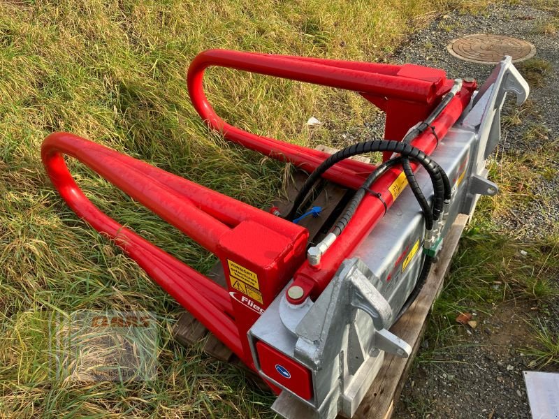 Ladeschaufel des Typs Fliegl QBZFLM000000 QUADERBALLENZANGE, Neumaschine in Hollfeld (Bild 3)