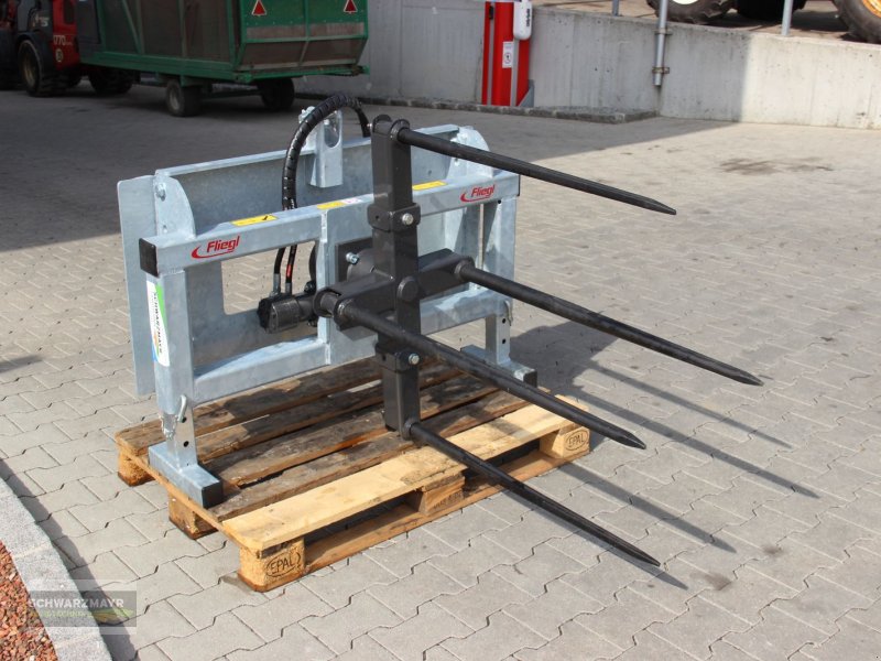 Ladeschaufel tipa Fliegl Rundballenabwickler, Neumaschine u Gampern (Slika 1)