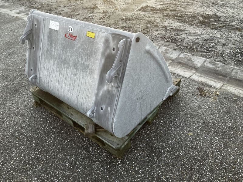 Ladeschaufel del tipo Fliegl SCHWERGUTSCHAUFEL STAND, Gebrauchtmaschine en Arnstorf (Imagen 2)