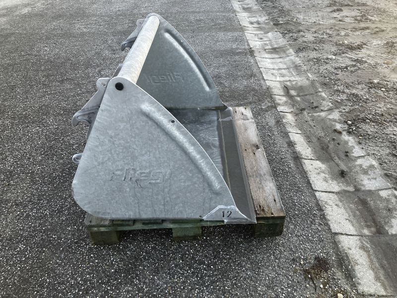 Ladeschaufel del tipo Fliegl SCHWERGUTSCHAUFEL STAND, Gebrauchtmaschine en Arnstorf (Imagen 3)