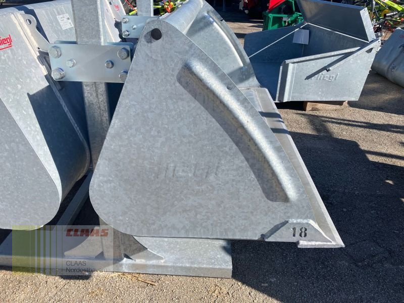 Ladeschaufel des Typs Fliegl SGSFLM000002V SGS 1.800MM, Neumaschine in Cham (Bild 3)