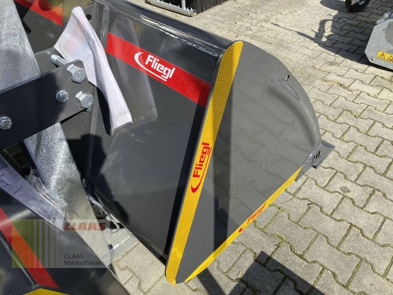 Ladeschaufel des Typs Fliegl SGSFLM000003V SGS 2.000MM, Neumaschine in Schwandorf (Bild 3)