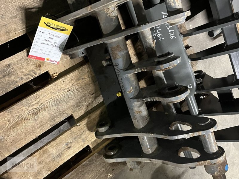 Ladeschaufel des Typs GiANT Aufnahme Hydraulisch, Gebrauchtmaschine in Burgkirchen (Bild 1)