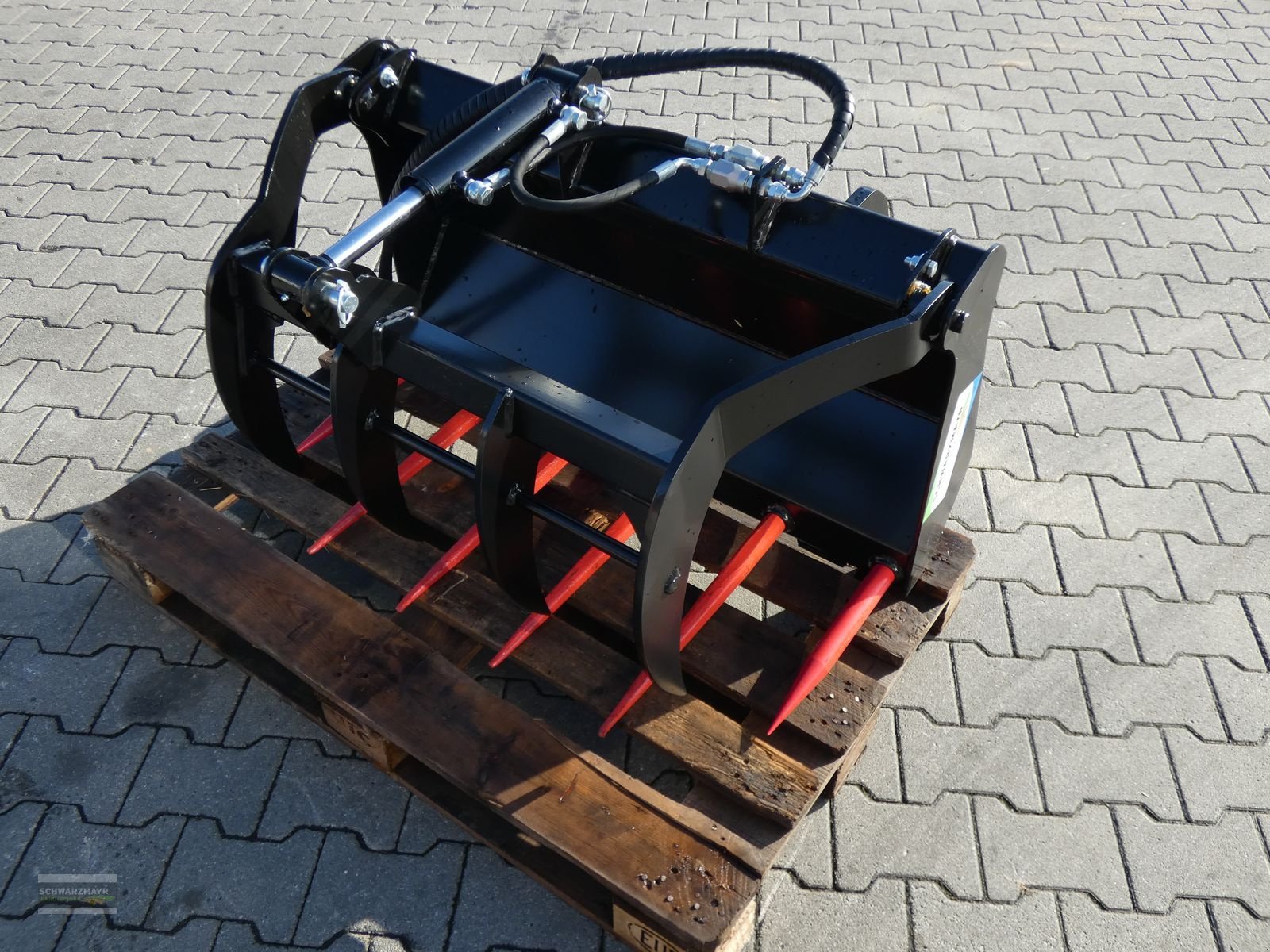 Ladeschaufel del tipo GiANT Dung-Silagegabel 1000mm, Neumaschine In Aurolzmünster (Immagine 4)