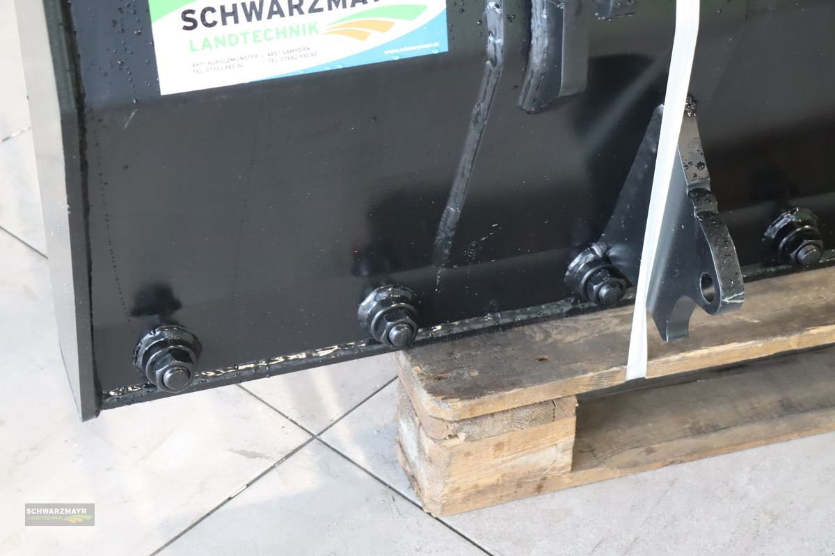 Ladeschaufel des Typs GiANT Dung-Silagegabel 1750mm, Neumaschine in Gampern (Bild 10)
