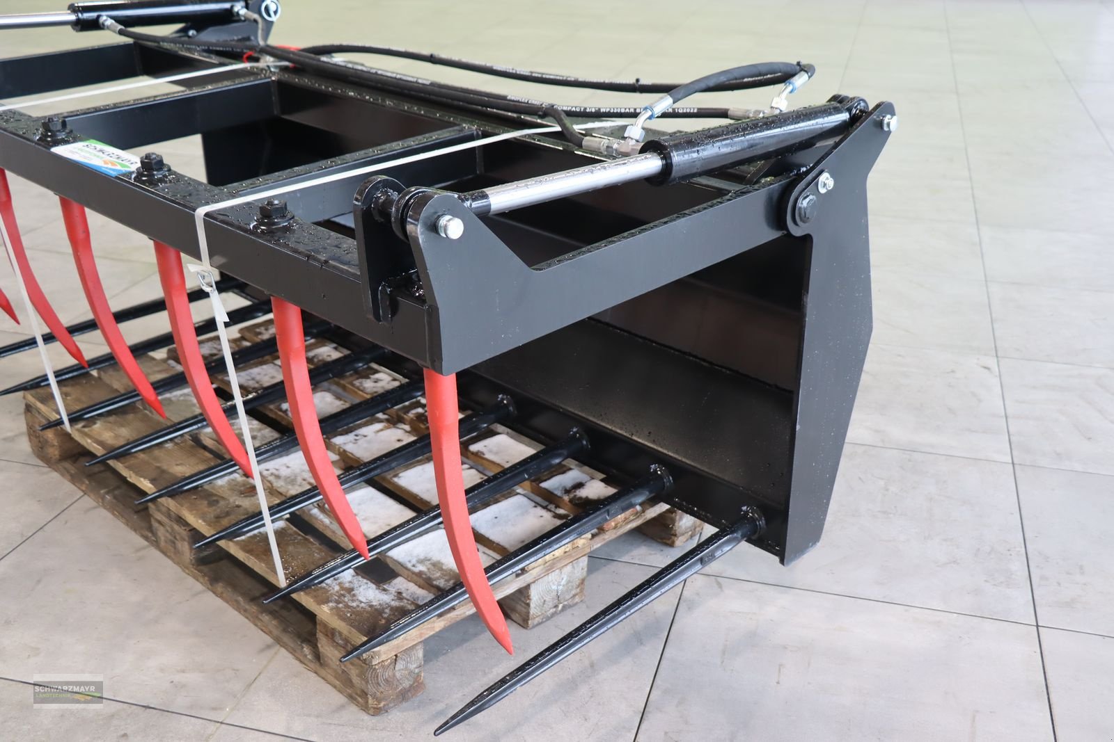 Ladeschaufel del tipo GiANT Dung-Silagegabel 1750mm, Neumaschine In Gampern (Immagine 7)