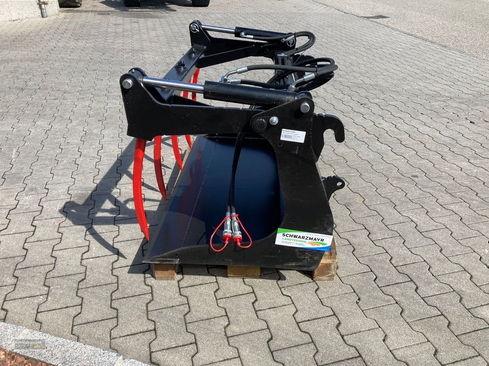 Ladeschaufel des Typs GiANT Dung-Silageschaufel 1300mm, Neumaschine in Aurolzmünster (Bild 4)