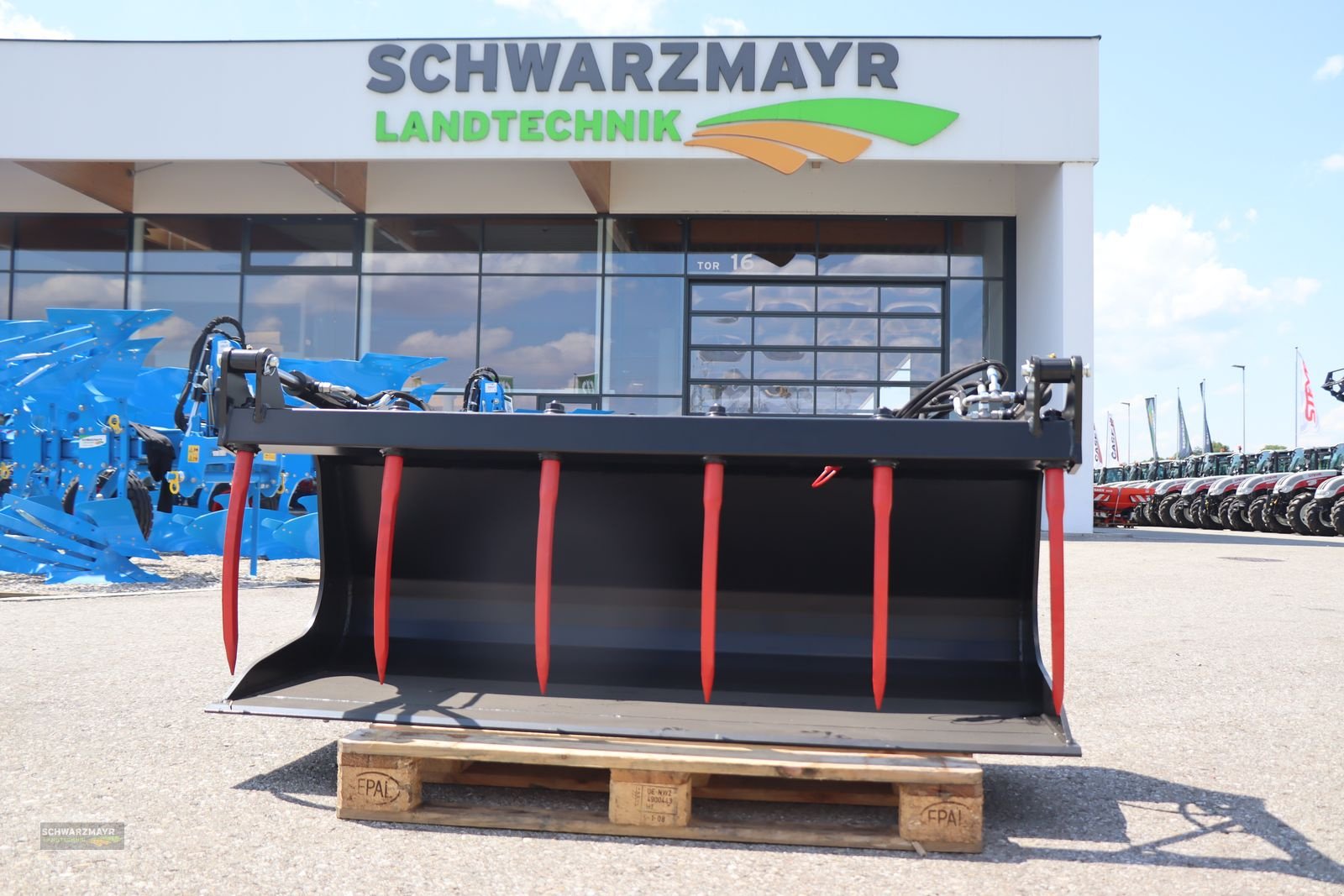 Ladeschaufel of the type GiANT Dung-Silageschaufel 1750mm, Neumaschine in Aurolzmünster (Picture 1)