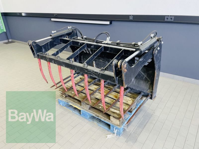 Ladeschaufel des Typs GiANT DUNG-UND SILAGEZANGE 160 CM, Vorführmaschine in Manching (Bild 3)