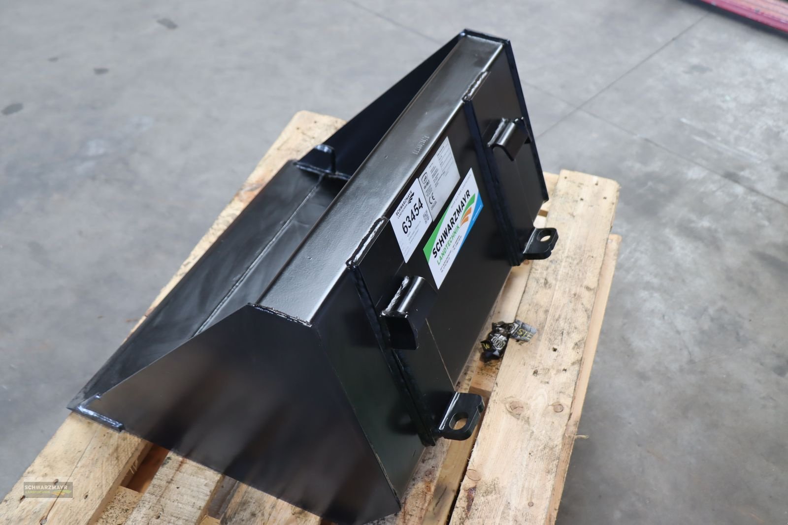 Ladeschaufel des Typs GiANT Erdschaufel 750mm Co, Neumaschine in Aurolzmünster (Bild 4)