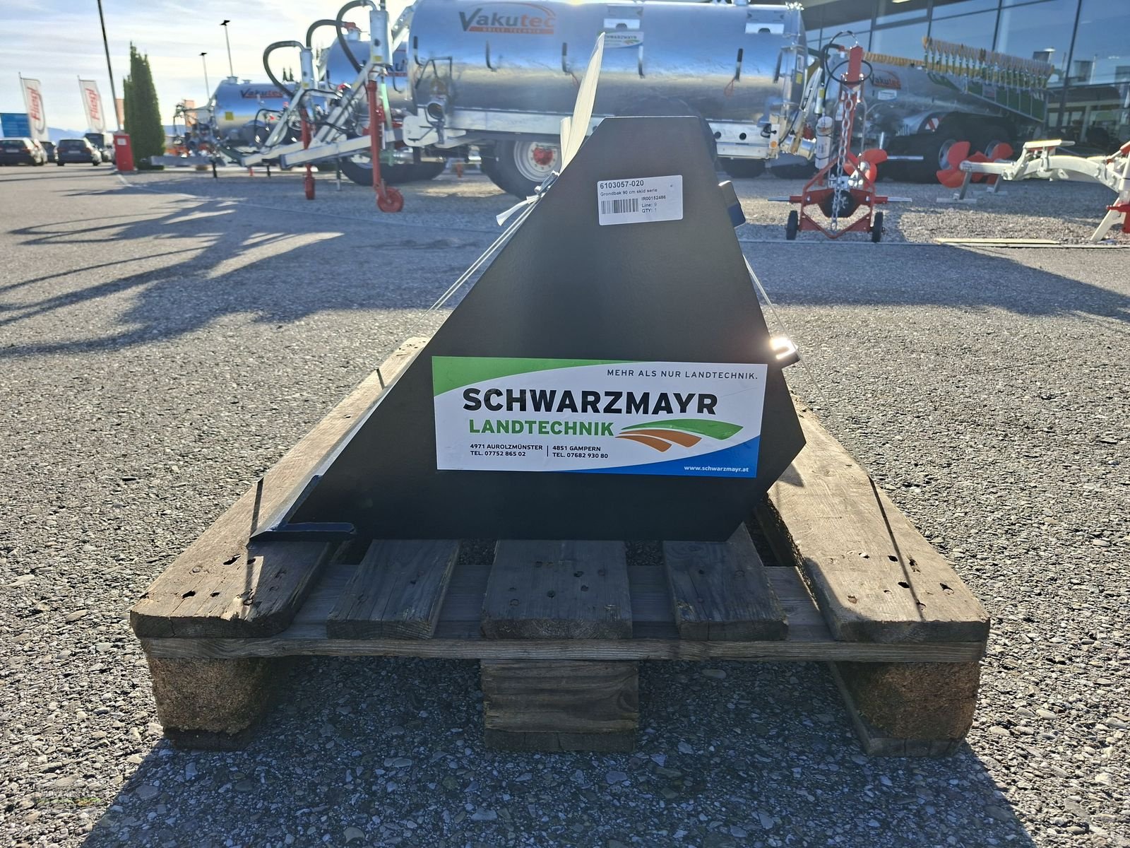 Ladeschaufel des Typs GiANT Erdschaufel 900mm, Neumaschine in Aurolzmünster (Bild 2)