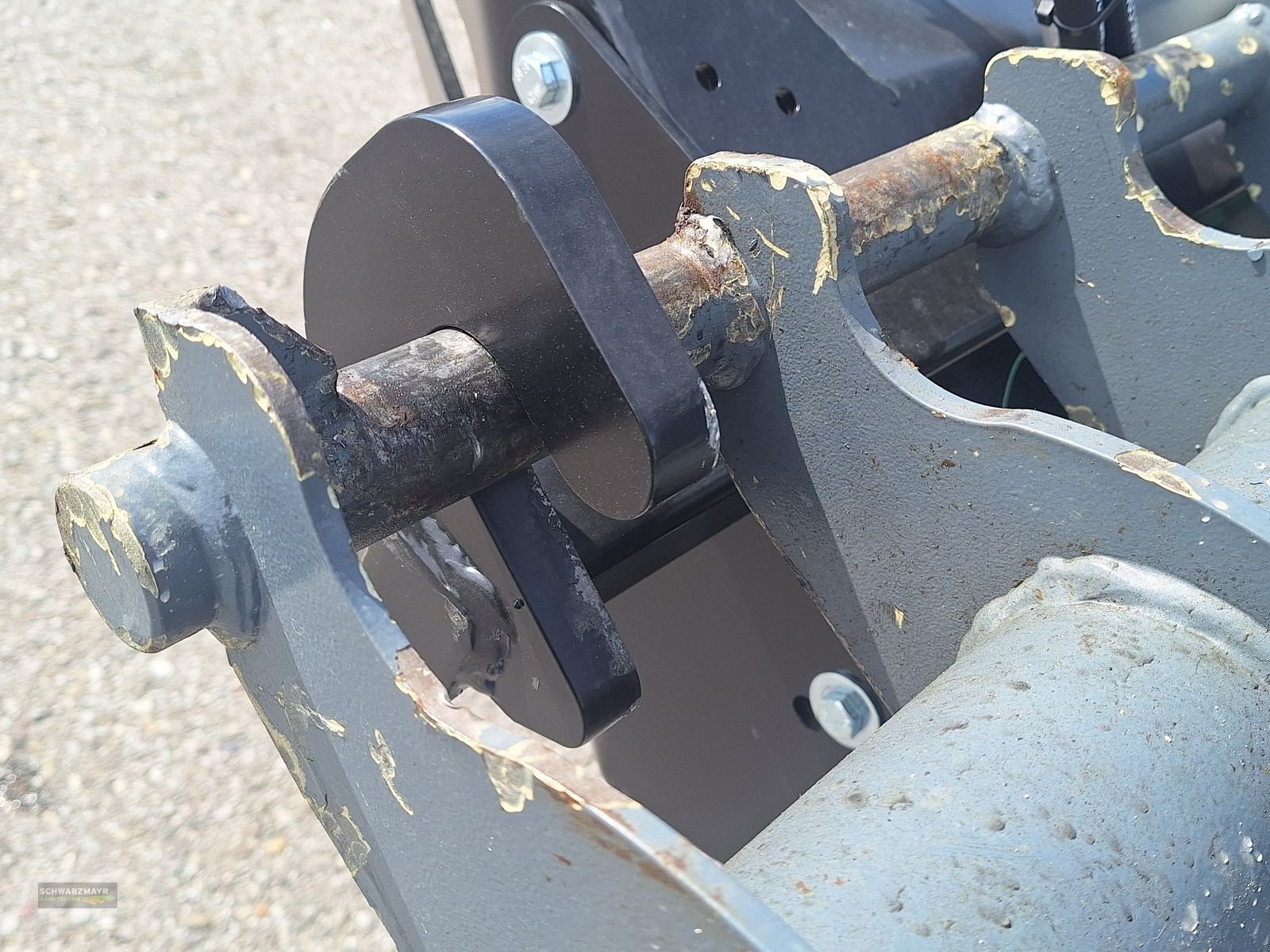 Ladeschaufel des Typs GiANT Kranarm 2400/1600kg, Neumaschine in Aurolzmünster (Bild 10)