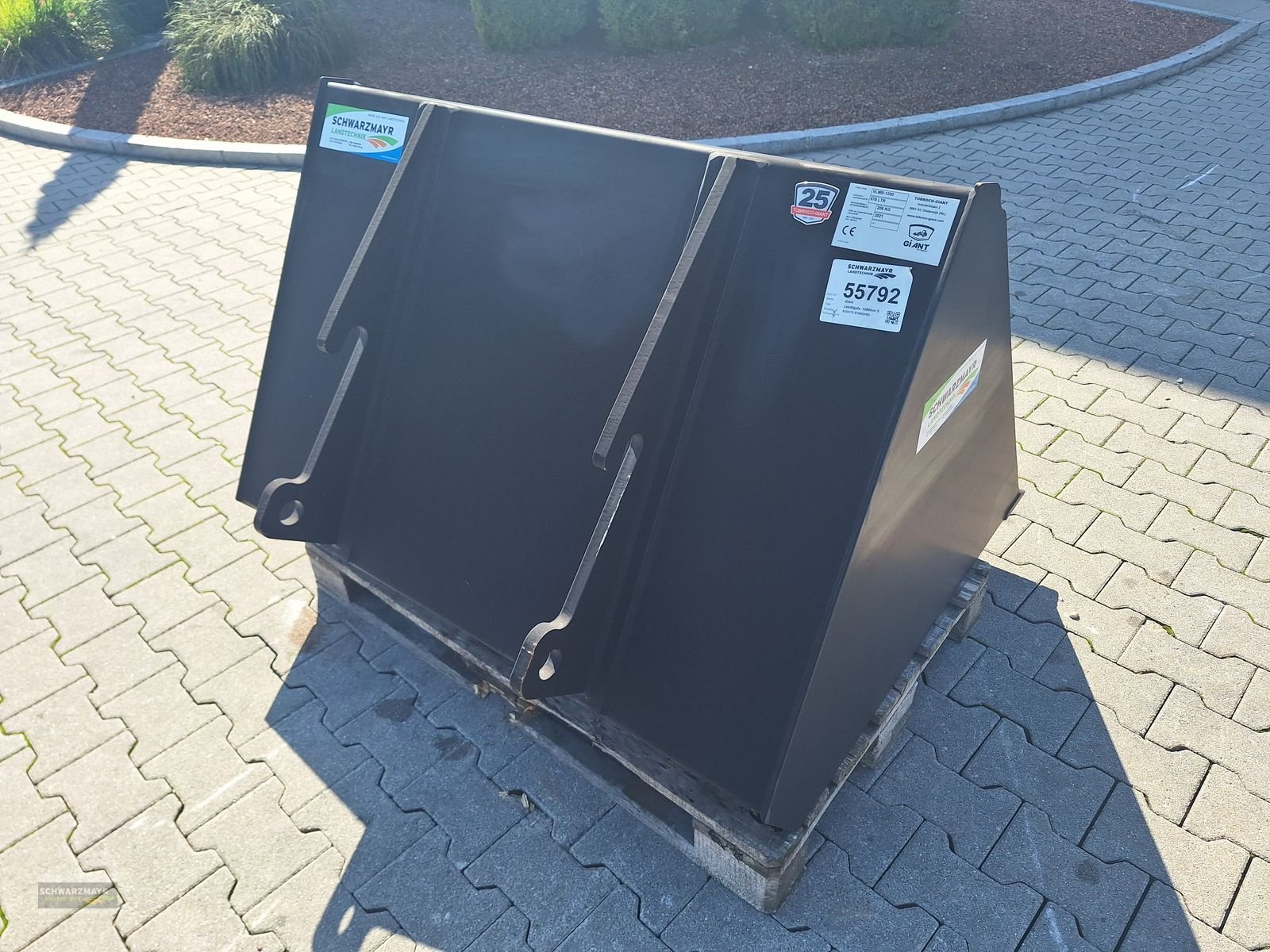 Ladeschaufel des Typs GiANT Leichtgutschaufel 1200mm E, Neumaschine in Aurolzmünster (Bild 3)