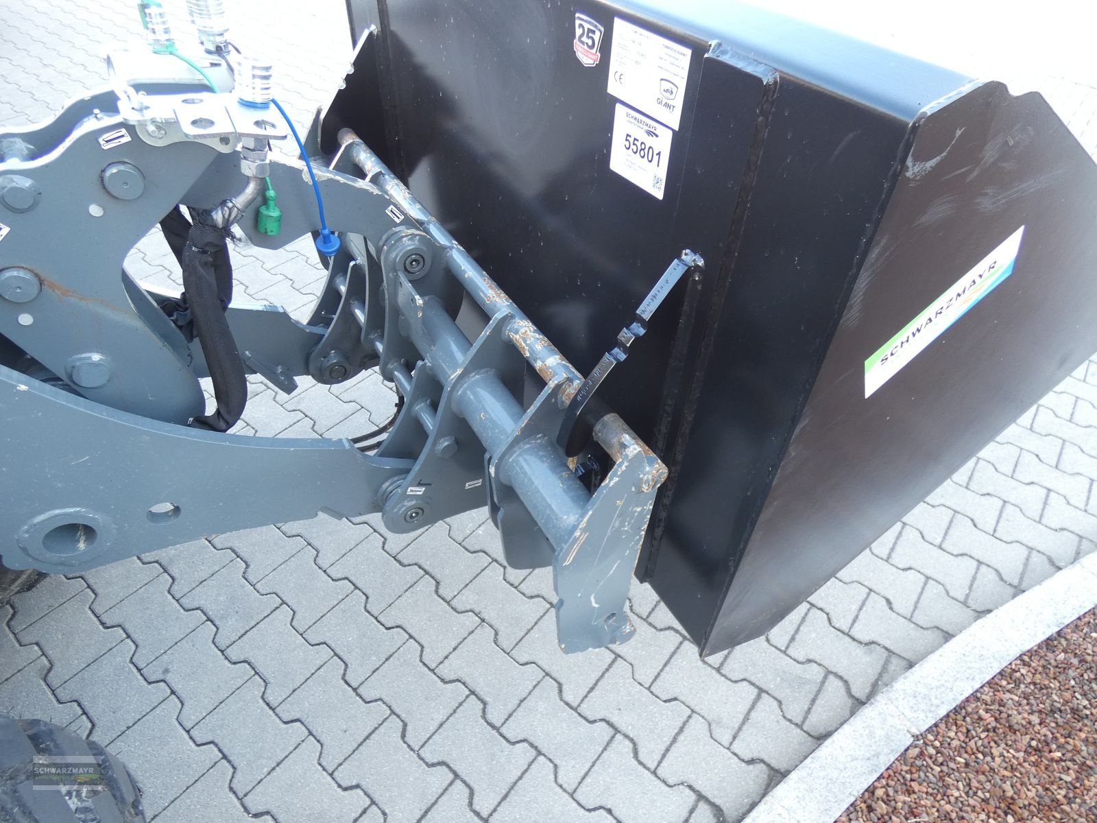 Ladeschaufel des Typs GiANT Leichtgutschaufel 1400mm Euro, Vorführmaschine in Aurolzmünster (Bild 11)