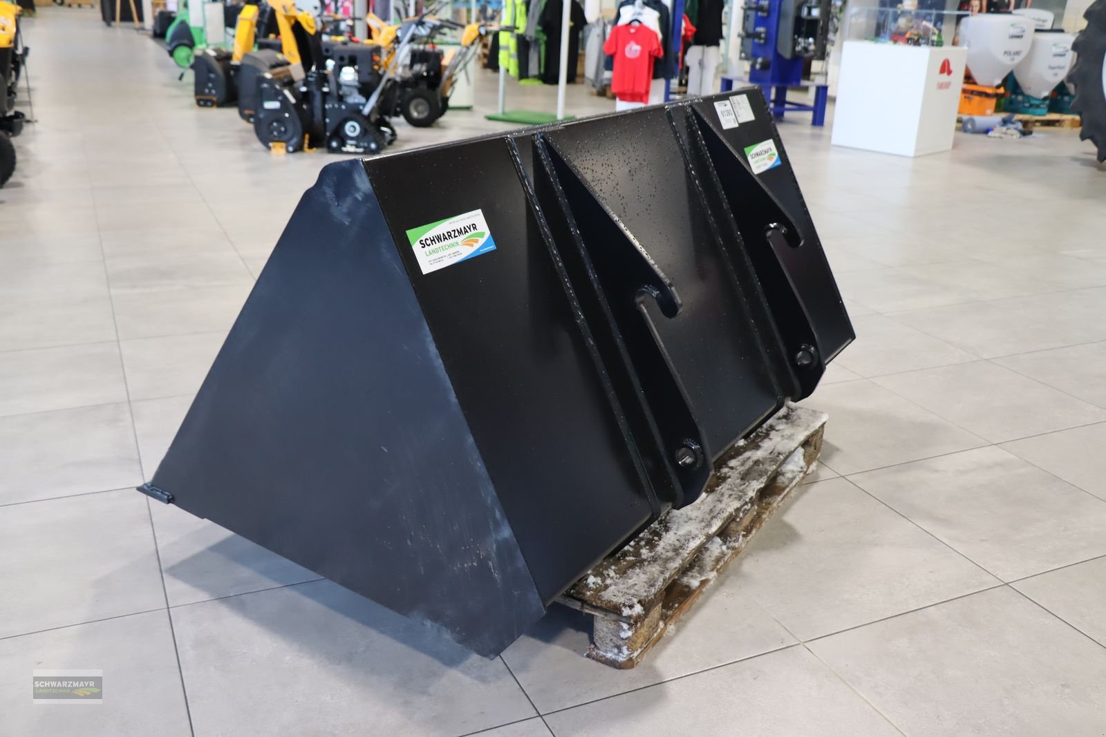 Ladeschaufel des Typs GiANT Leichtgutschaufel 1750mm, Neumaschine in Gampern (Bild 4)