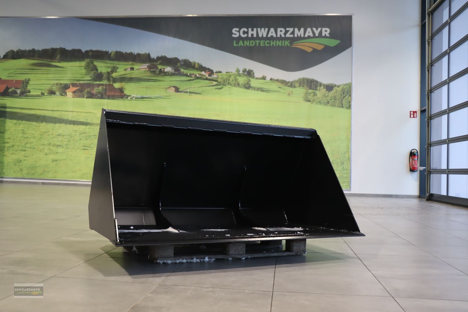 Ladeschaufel des Typs GiANT Leichtgutschaufel 1750mm, Neumaschine in Gampern (Bild 1)