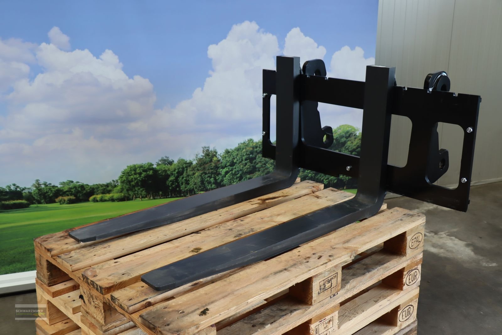 Ladeschaufel des Typs GiANT Palettengabel 1000mm, Neumaschine in Aurolzmünster (Bild 2)