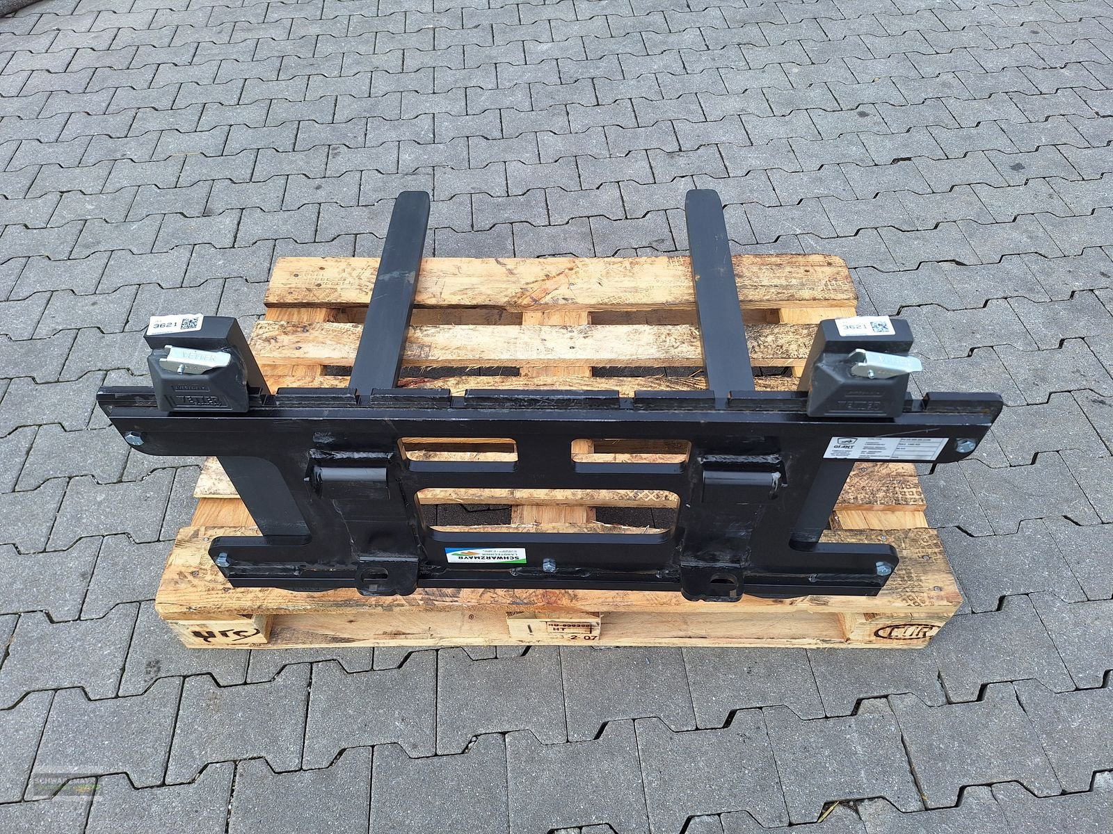 Ladeschaufel des Typs GiANT Palettengabel 950mm, Neumaschine in Aurolzmünster (Bild 10)