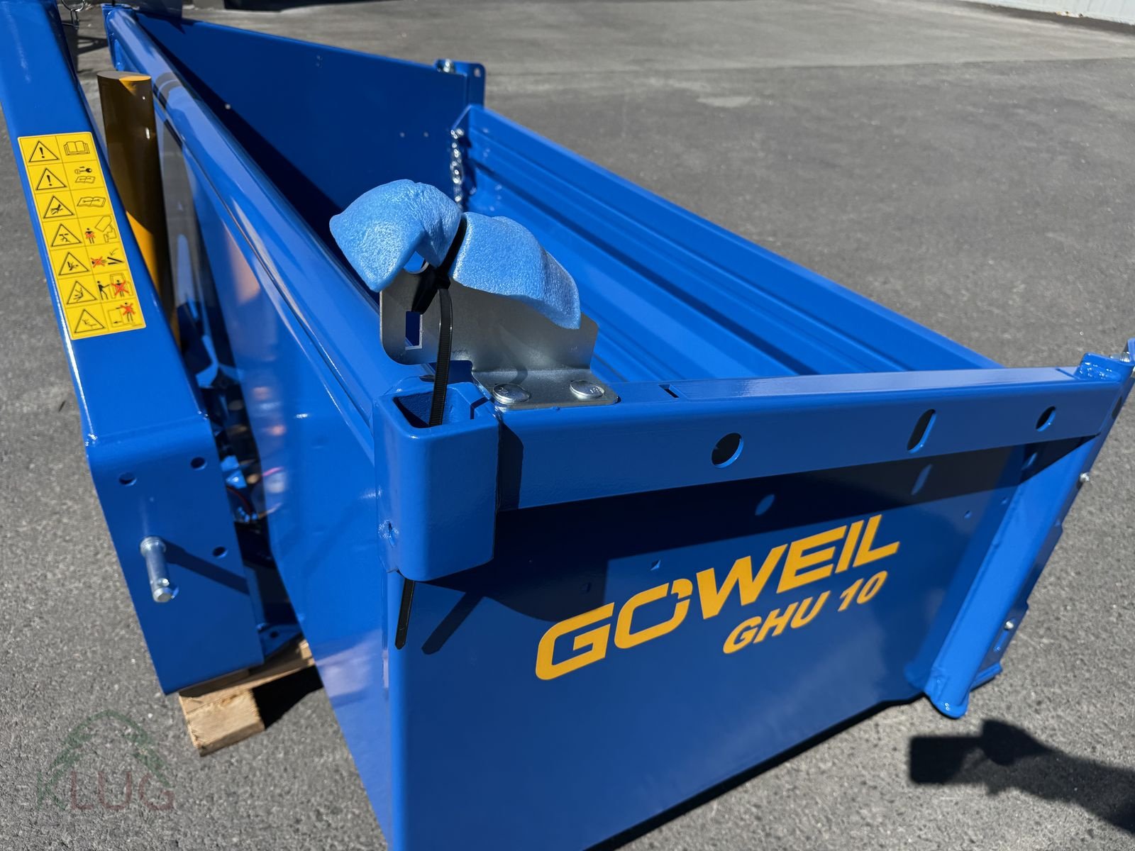 Ladeschaufel des Typs Göweil GHU 10/2000 DW, Neumaschine in Pirching am Traubenberg (Bild 7)