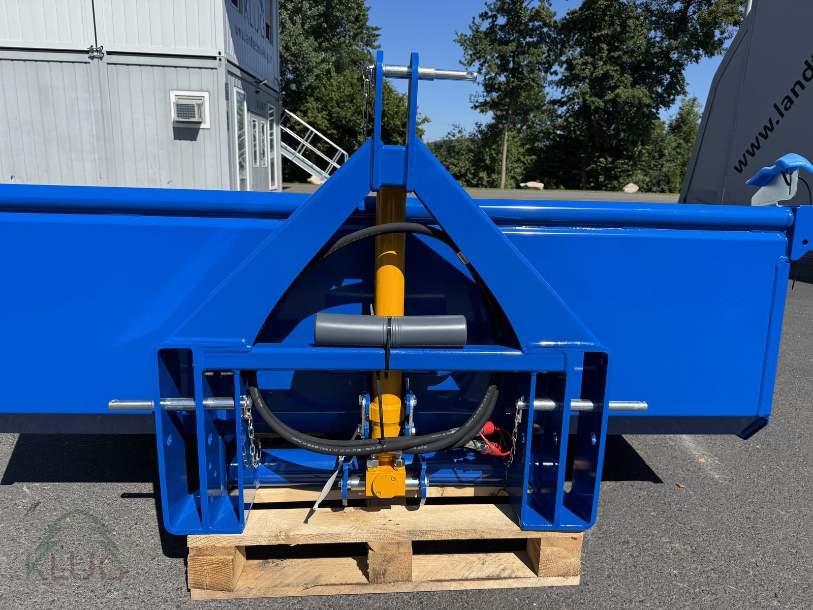 Ladeschaufel des Typs Göweil GHU 10/2000 DW, Neumaschine in Pirching am Traubenberg (Bild 4)