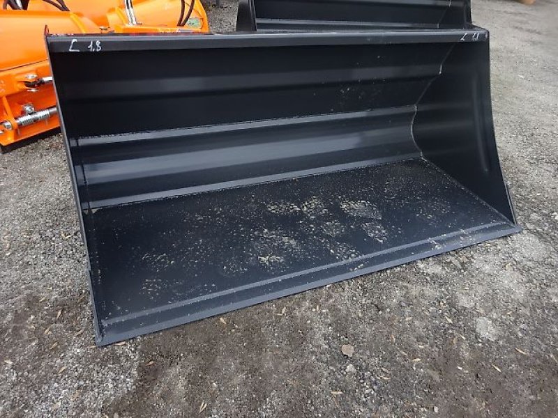 Ladeschaufel des Typs H-L-M Frontladerschaufel - Größe  L - in Größen1,8 Meter -  2 Meter- 2,2 Meter - 2,4 Meter 2,5 Meter mit größerem Volumen, Neumaschine in Neureichenau (Bild 18)