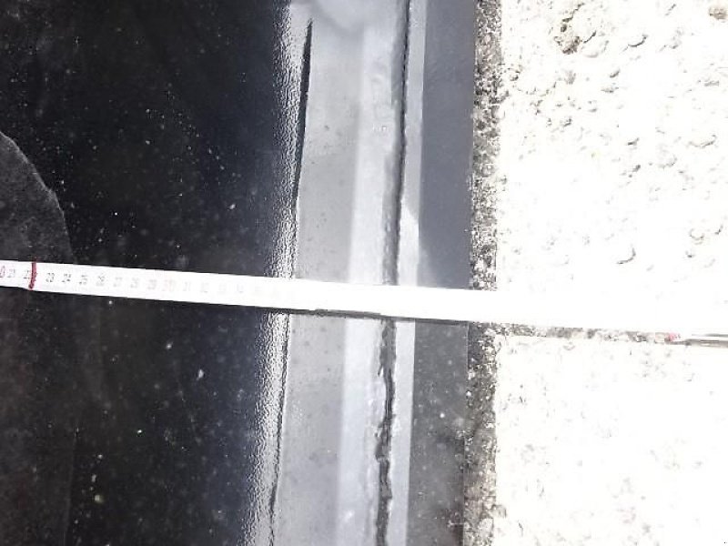 Ladeschaufel of the type H-L-M Mini 1,2 Meter und Mini 1,5 Meter, Neumaschine in Neureichenau (Picture 23)