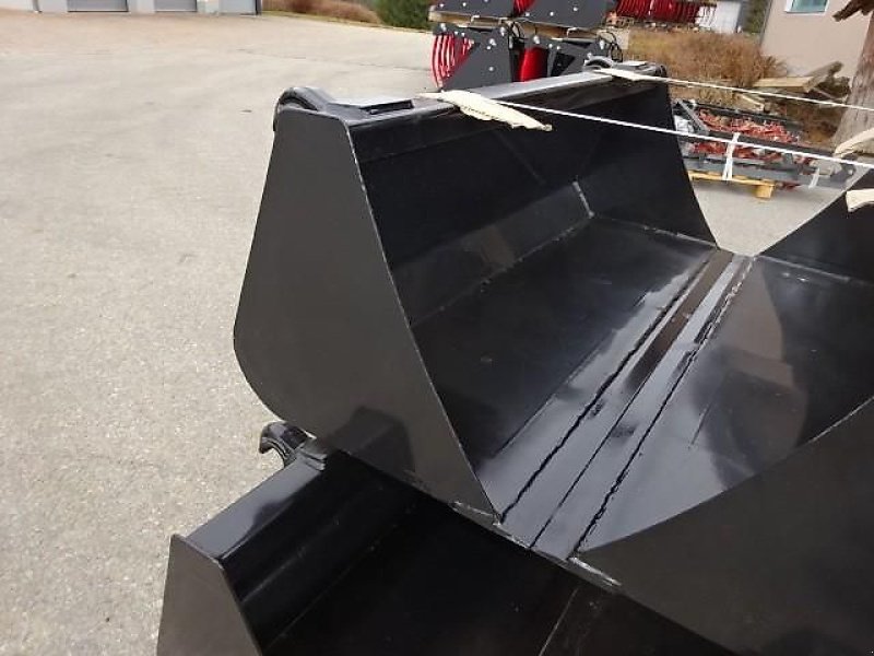 Ladeschaufel of the type H-L-M Mini 1,2 Meter und Mini 1,5 Meter, Neumaschine in Neureichenau (Picture 16)