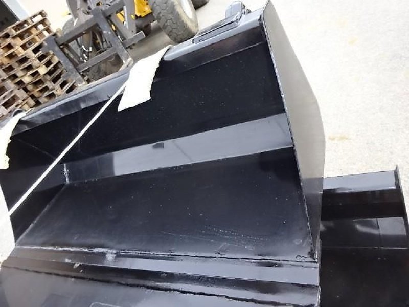 Ladeschaufel of the type H-L-M Mini 1,2 Meter und Mini 1,5 Meter, Neumaschine in Neureichenau (Picture 2)