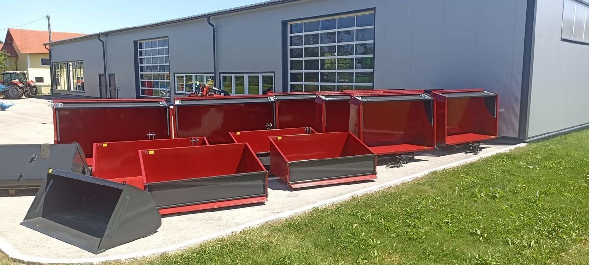 Ladeschaufel des Typs InterTech Heckchaufel, Kippmulde 2200 HD+, Neumaschine in Neukirchen am Walde  (Bild 13)