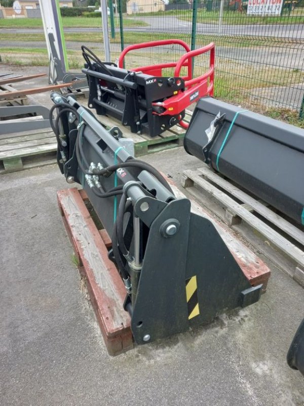 Ladeschaufel des Typs Mailleux BQUC 140, Gebrauchtmaschine in CHAILLOUÉ (Bild 1)