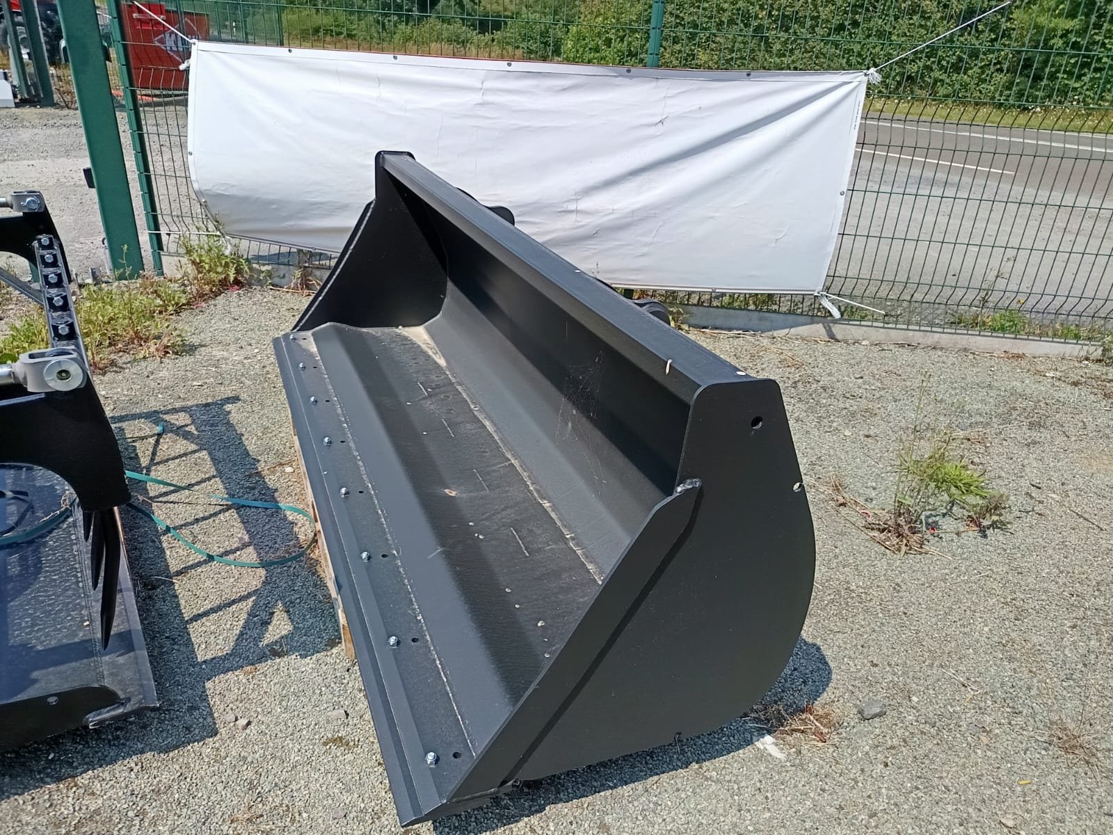 Ladeschaufel of the type Mailleux BT 225, Gebrauchtmaschine in Le Horps (Picture 2)