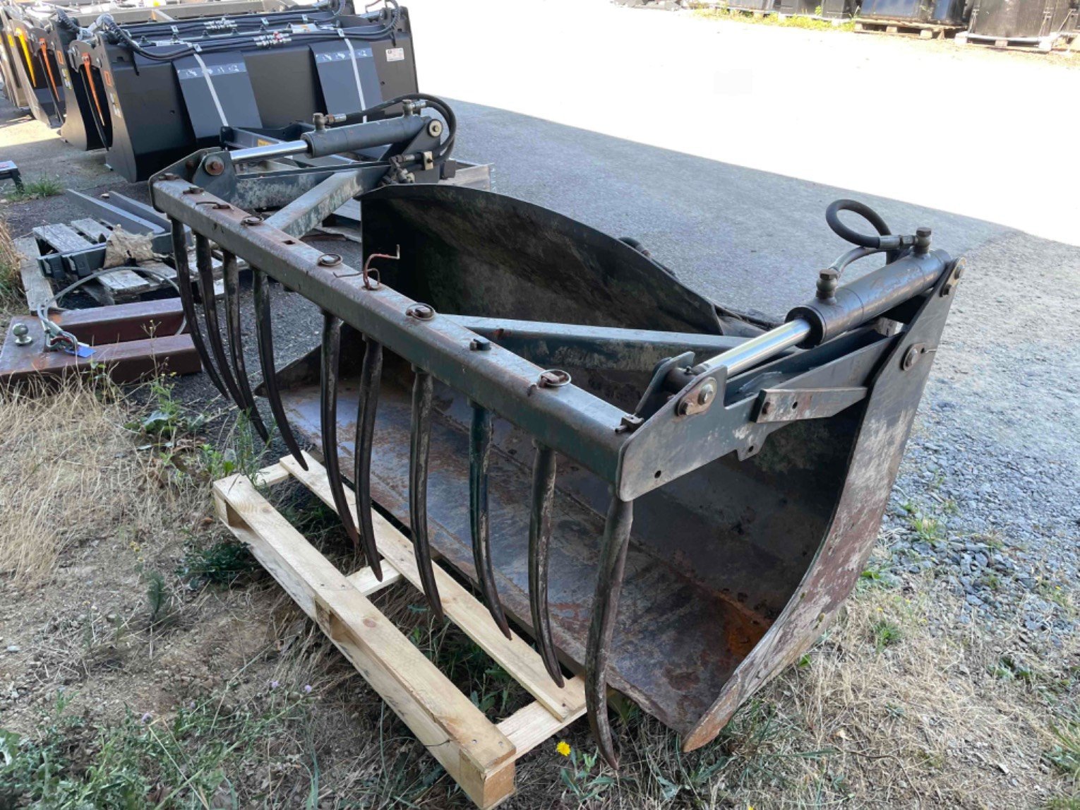 Ladeschaufel of the type Manip 1m70, Gebrauchtmaschine in LA SOUTERRAINE (Picture 1)