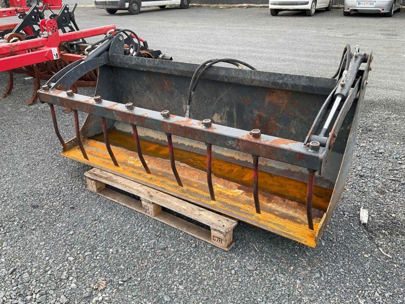 Ladeschaufel des Typs Manip Multibenne MULTIBENNE 2M MANIP Manip, Gebrauchtmaschine in SAINT CLAIR SUR ELLE (Bild 1)