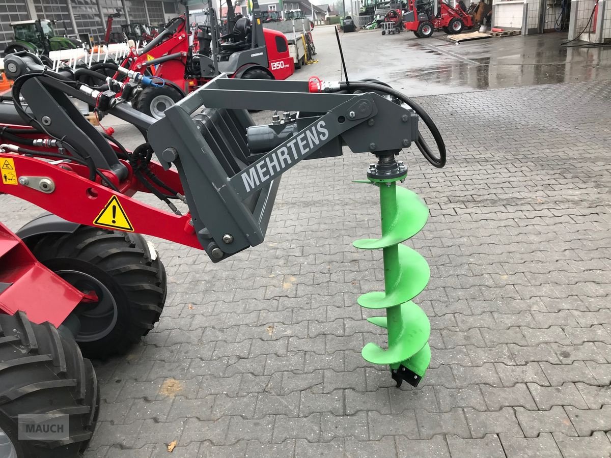 Ladeschaufel des Typs Mehrtens Erdbohrer Euro oder Weidemann, Neumaschine in Burgkirchen (Bild 1)