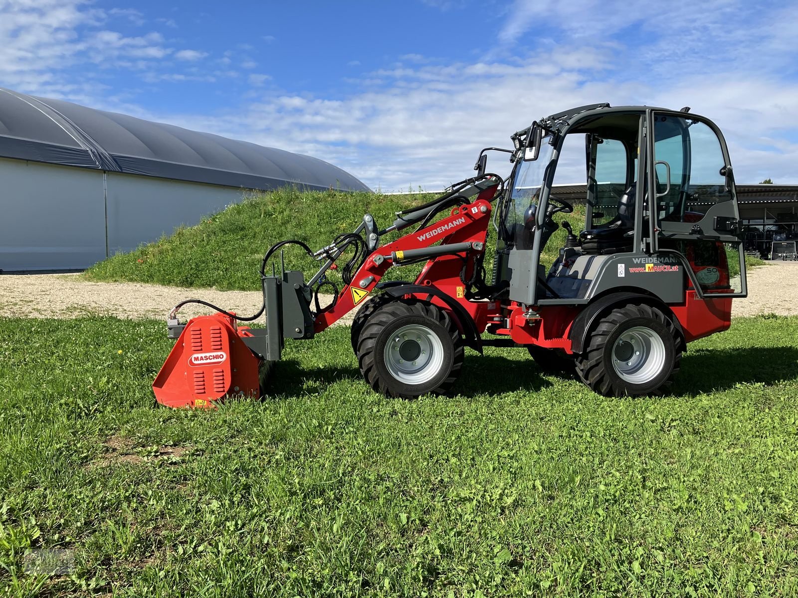 Ladeschaufel of the type Mehrtens Schlegelmulcher, Neumaschine in Burgkirchen (Picture 7)